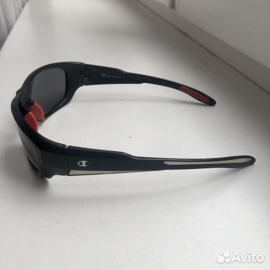 Очки Champion солнцезащитные б/у