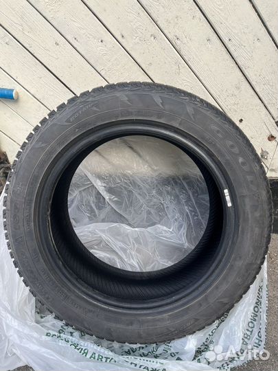 Goodyear UltraGrip Ice+ 205/55 R16