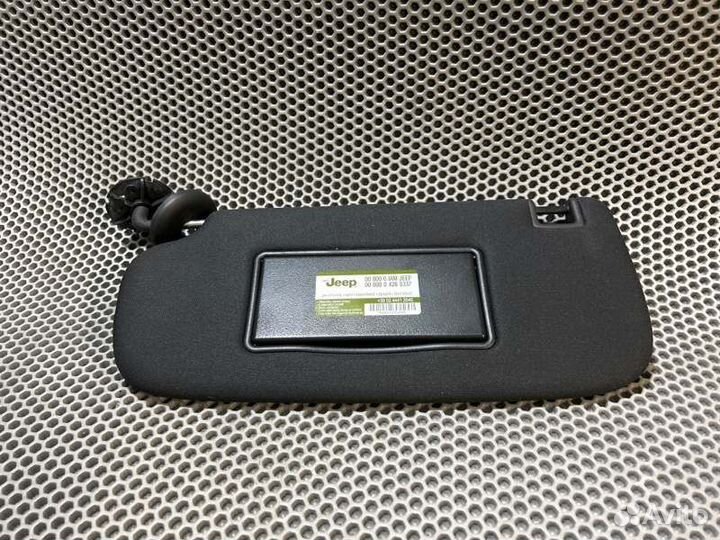 Козырек солнцезащитный Jeep Grand Cherokee WK2 3.0