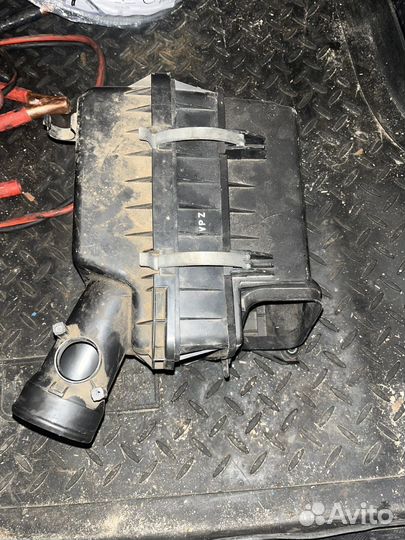 Корпус воздушного фильтра Mitsubishi