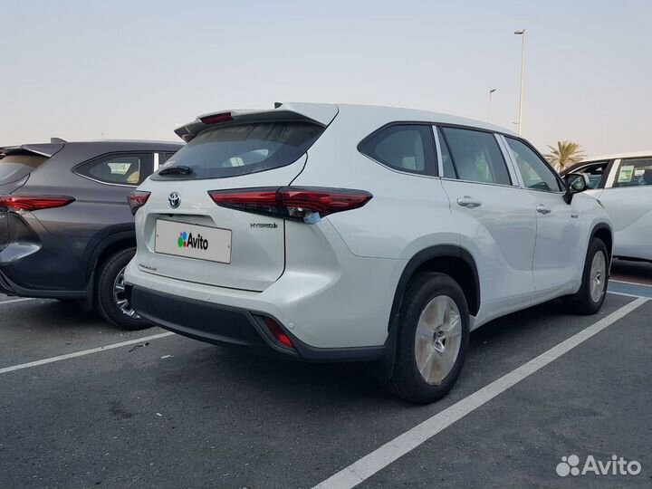 Toyota Highlander 2.5 AT, 2023, 20 км