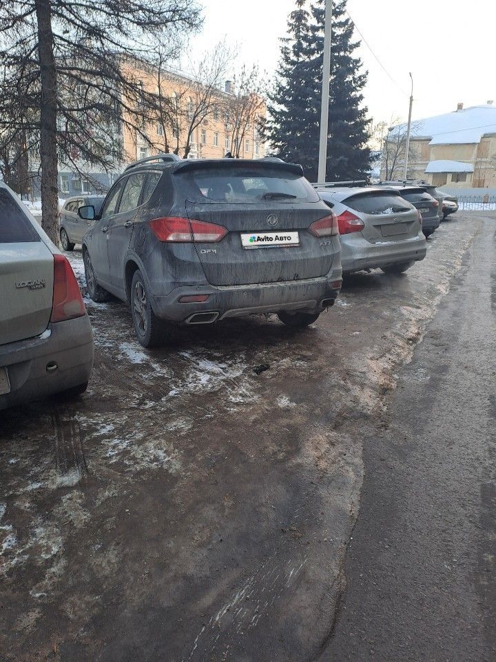 Dongfeng AX7: фото владельца