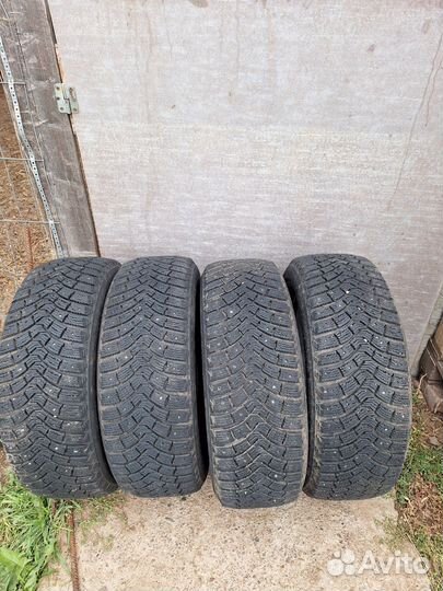 Michelin X-Ice North 2 205/60 R16