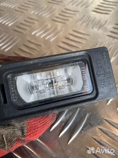 Фонарь подсветки Audi Q7 4M cvmd 2016