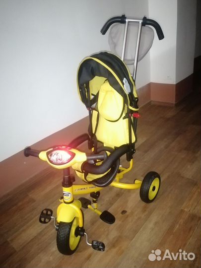 Детский велосипед с родительской ручкой