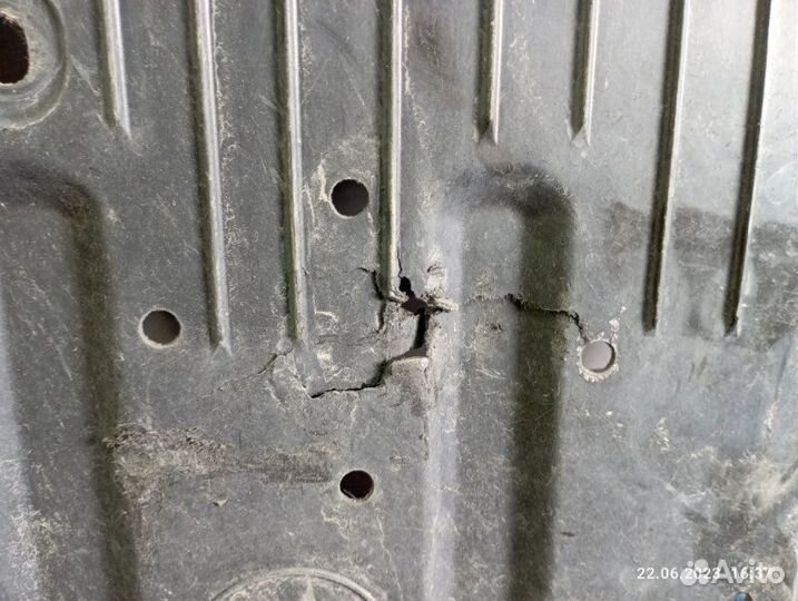 Защита днища кузова Lexus Rx350 2010