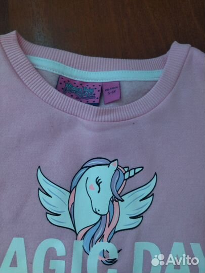 Костюм на 5-6 лет, новый