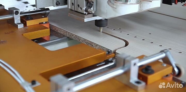 Сверлильно-присадочный центр чпу HuaHua SKH-612HS