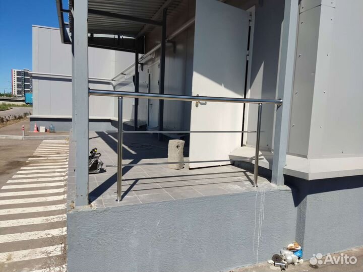 Перила из нержавеющей стали с ригелями