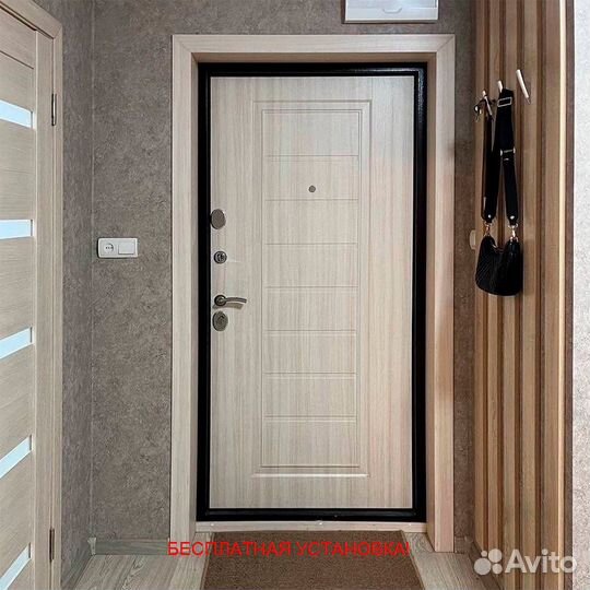 Входная дверь в квартиру с установкой