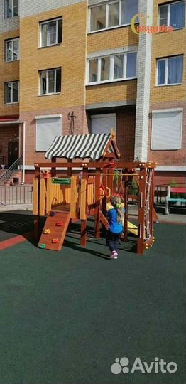 Игровая площадка для дачи с горкой и качелями