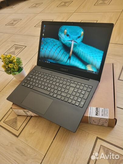 Новый мощный Ryzen-5400. IPS-15,6. 8GB/256-SSD