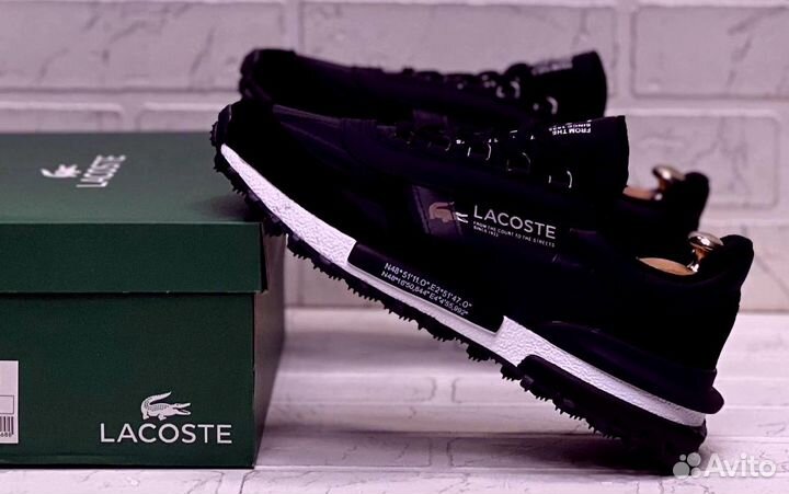 Кроссовки Lacoste легкие