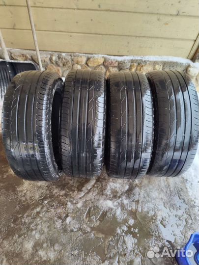 Bridgestone Turanza T001 225/55 R17