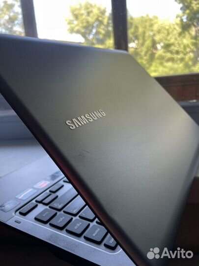 Ноутбук 530U4B-S03