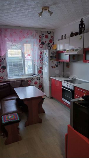 4-к. квартира, 80,7 м², 1/3 эт.