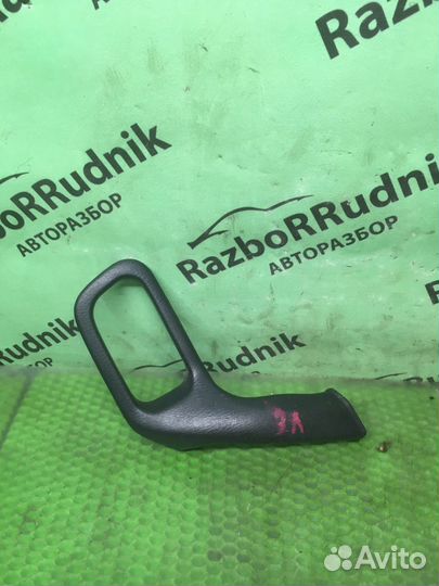 Ручка двери задней внутренняя левая Nissan Primera