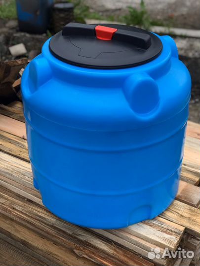 Емкость пластиковая 100 литров