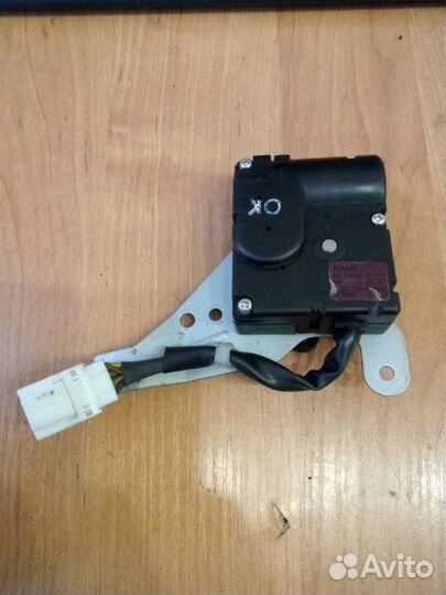 Сервопривод заслонок печки Hyundai Sonata седан