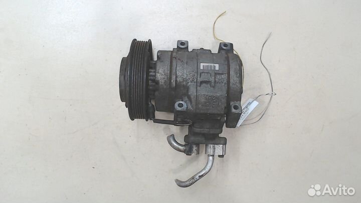 Компрессор кондиционера Toyota Avensis 1, 2003