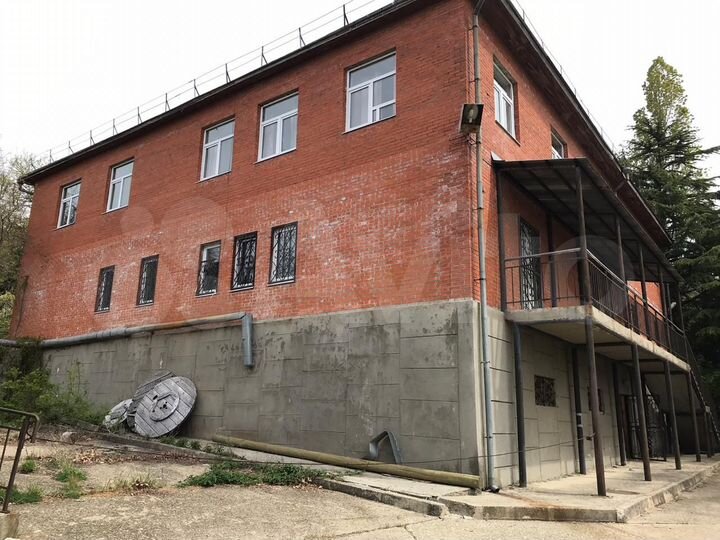 Продам помещение свободного назначения, 928 м²