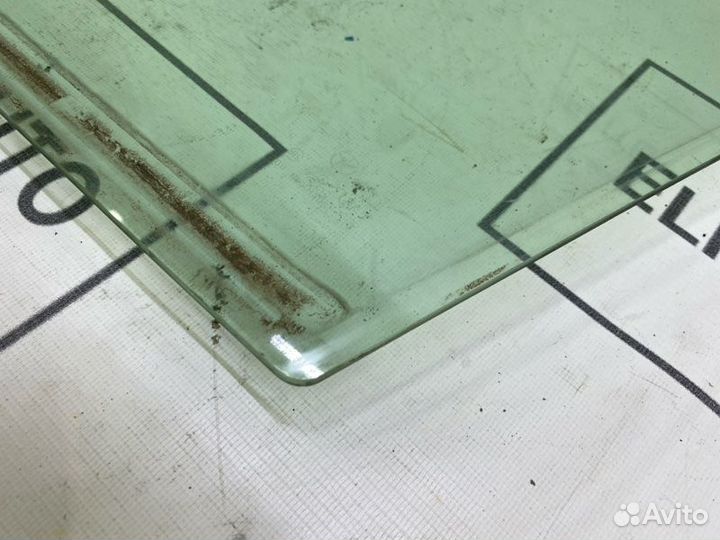 Стекло двери переднее левое Mazda 6 GH 2008