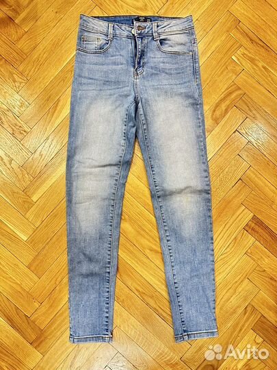 Джинсы 158-164 см на девочку Mango