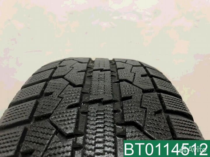 Toyo Observe Garit GIZ 215/60 R16 95Q