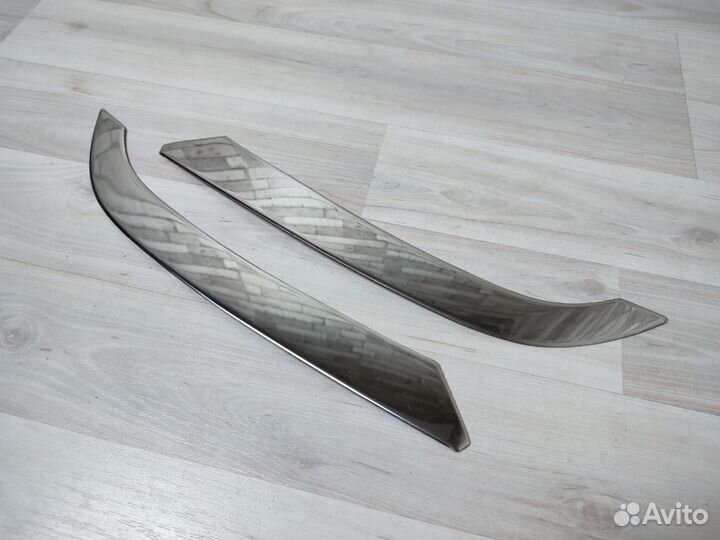 Реснички на фары Volkswagen T6.1 2020+ (нержавейка