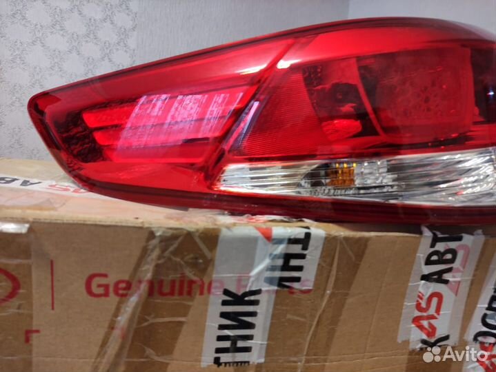 Задний левый фонарь kia rio 3 оригинал