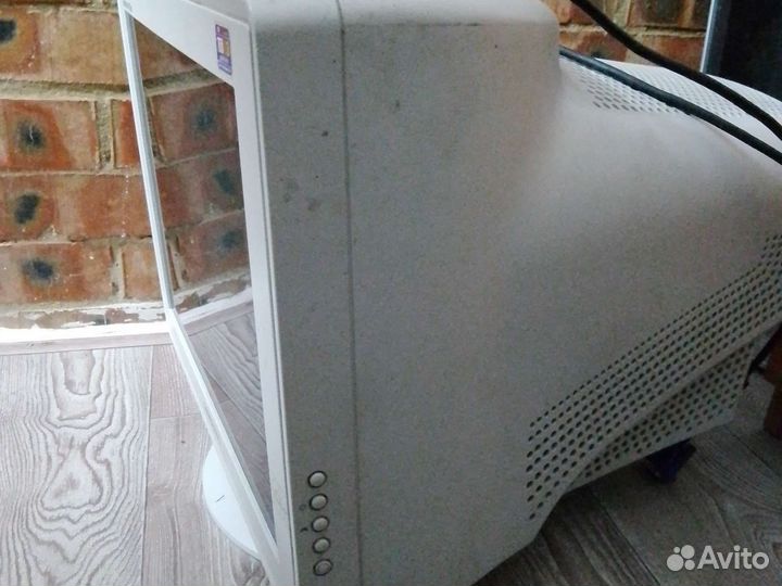 Монитор для компьютера