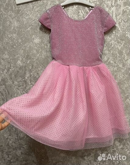 Платье для девочки в аренду