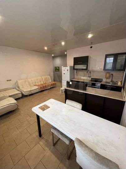 4-к. квартира, 95,2 м², 1/6 эт.