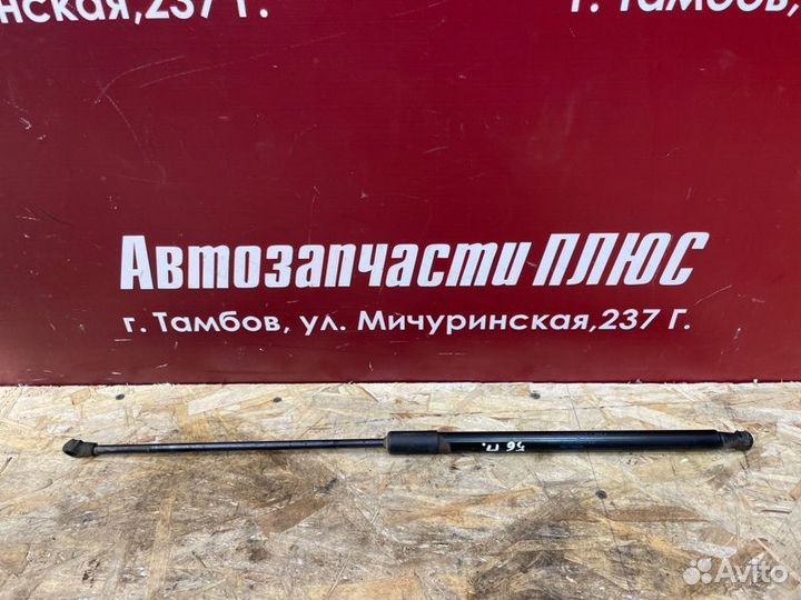 Амортизатор капота Renault Duster