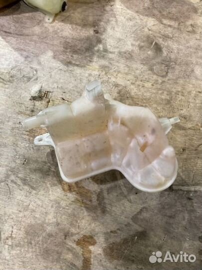 Бачок расширительный Audi A6 4F2 BDW 2005-2008