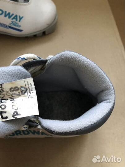 Лыжные ботинки 28 размера