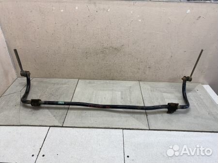 Стабилизатор передний