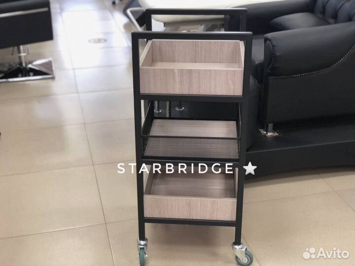 Тележка парикмахерская