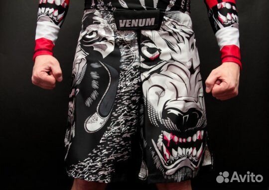 Комплект: рашгард шорты Venum wolf