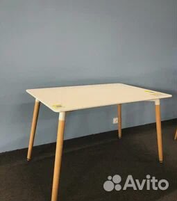 Кухонный стол