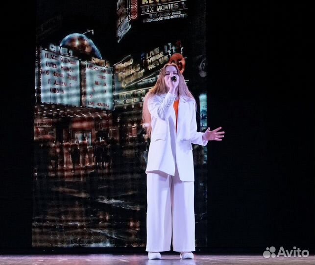 Педагог по эстрадному вокалу