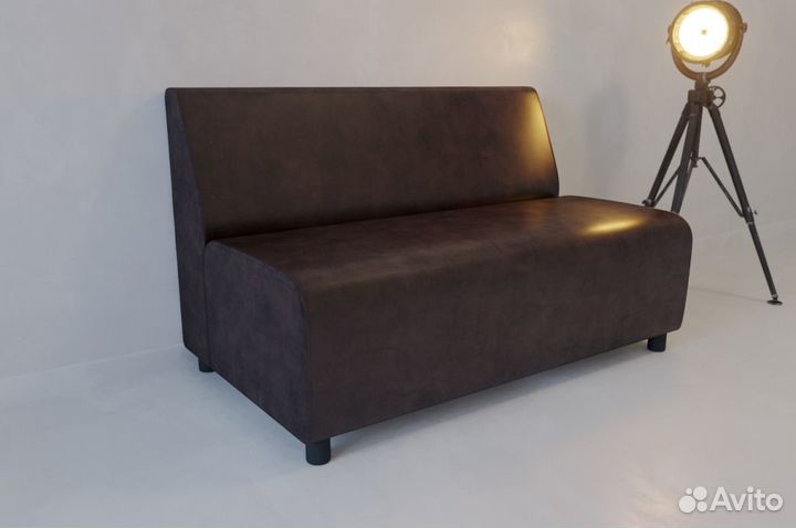 Диван в кафе