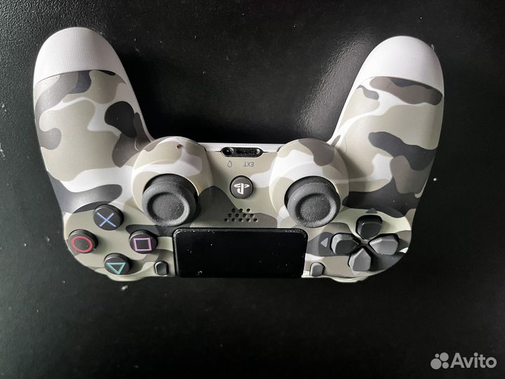 Dualshock 4 геймпад