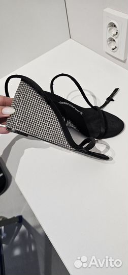 Разгружаю гардероб