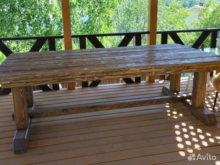 Кухонный стол