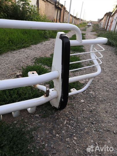 Кенгурятник на ниву