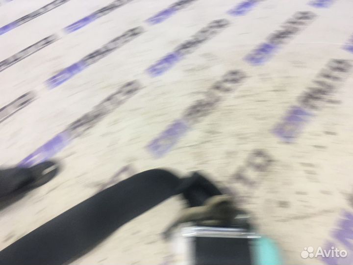 Ремень безопасности задний левый Ниссан Ноут Е11