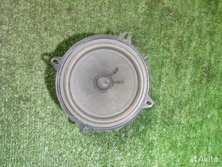 Динамик в дверь LADA Largus Cross