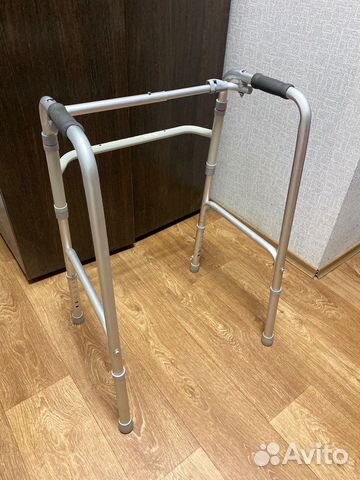 Ходунки для взрослых шагающие