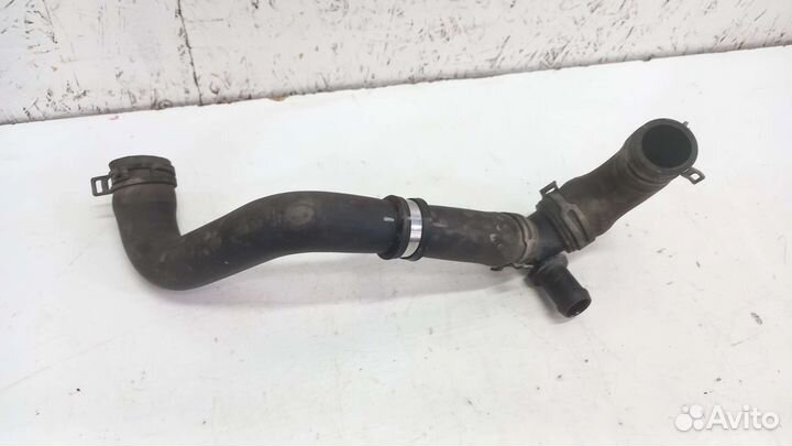 Патрубок радиатора M274 Mercedes GLC C253